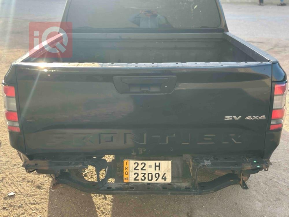 نیسان فرۆنتیر